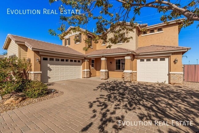 property at 20562 E Raven Dr