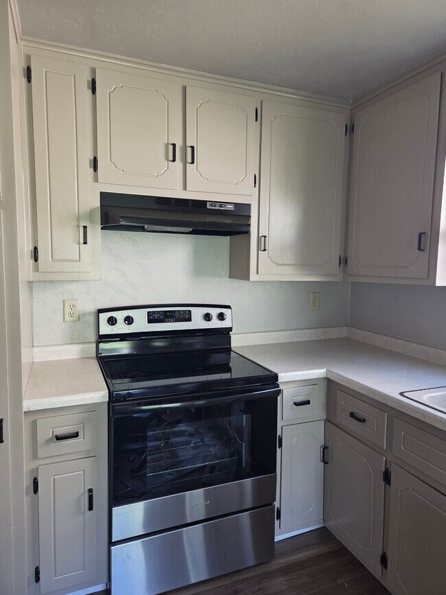 property at 813 Phasianus St