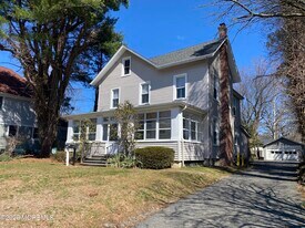 94 Branch Ave in Red Bank, NJ - Building Photo