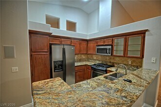 1701 Snow Flat Ct in Las Vegas, NV - Building Photo - Building Photo