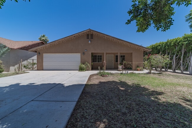 730 Pine Ave in Holtville, CA - Building Photo - Building Photo