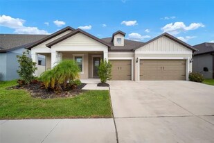 10925 Green Harvest Dr. in Riverview, FL - Building Photo
