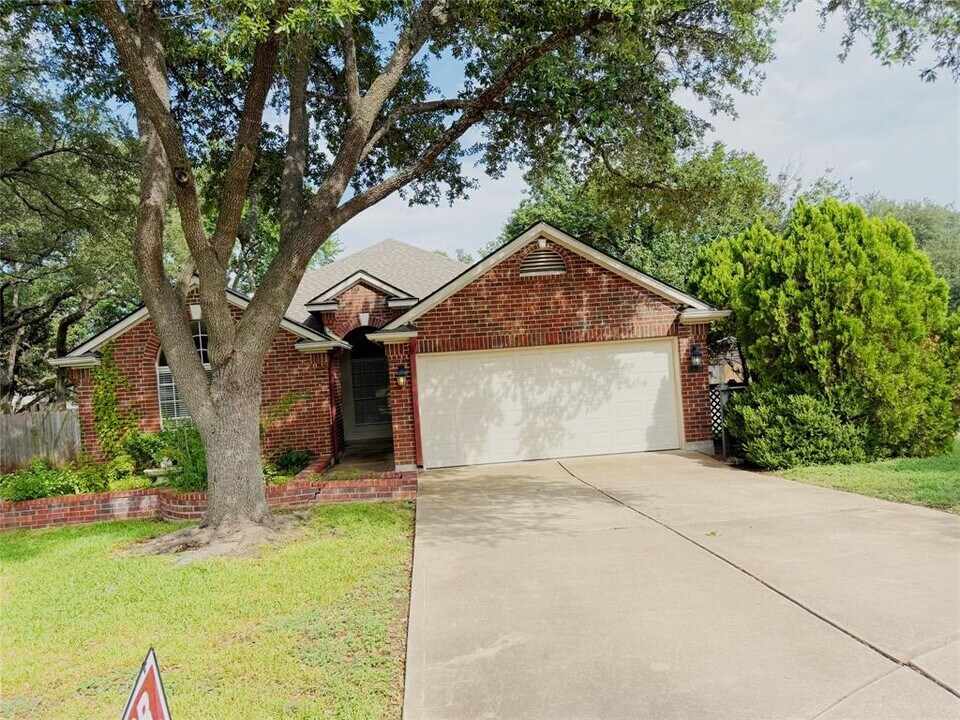 2608 Stenson Dr in Cedar Park, TX - Building Photo