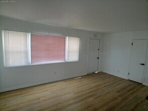 3126 Longwood Ave in Kansas City, KS - Building Photo - Building Photo