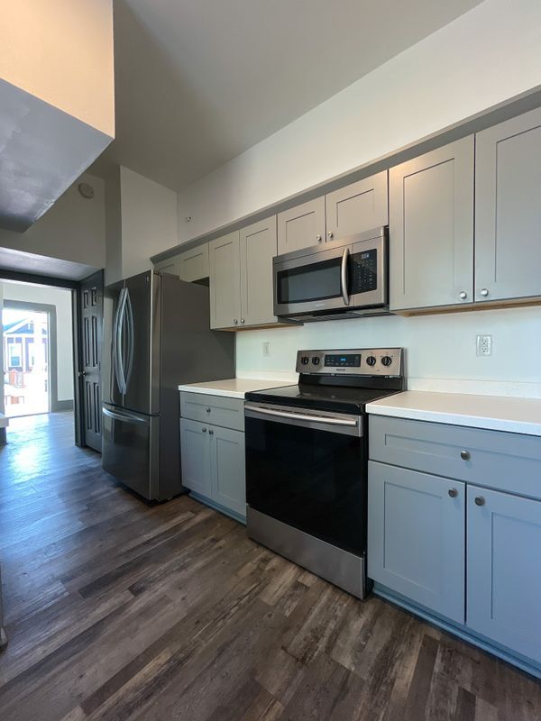 802 Montana St in San Antonio, TX - Foto de edificio - Building Photo