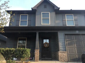 1069 Crawford Ct in Chelsea, AL - Building Photo - Building Photo