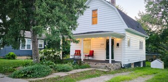 1524 33rd St in Des Moines, IA - Building Photo