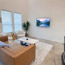 404 Highland Oaks Ln in Lafayette, LA - Building Photo - Building Photo