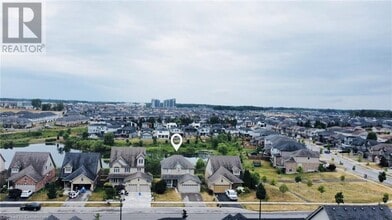 1833 Foxwood Ave in London, ON - Building Photo - Building Photo