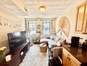 133 Endicott St, Unit 3R in Boston, MA - Foto de edificio - Building Photo