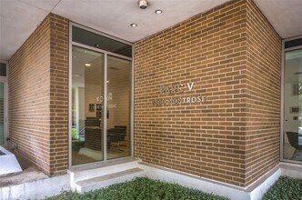 3600 Montrose Blvd, Unit 607 in Houston, TX - Foto de edificio - Building Photo