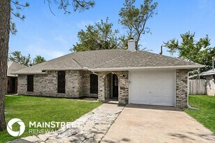 103 Meadow Dr in Crandall, TX - Building Photo