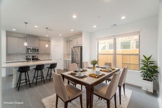 10590 Wild Chives in The Woodlands, TX - Building Photo - Building Photo