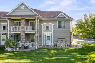 5646 100th Ln N in Brooklyn Park, MN - Building Photo