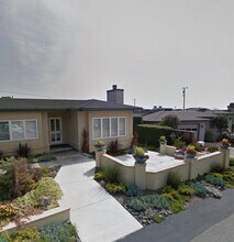 230 Kendall Ln in Cambria, CA - Building Photo - Building Photo