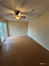 205 Wingate Ct in Seguin, TX - Building Photo - Building Photo