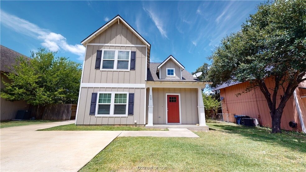 609 Peyton St, Unit 138 in College Station, TX - Building Photo