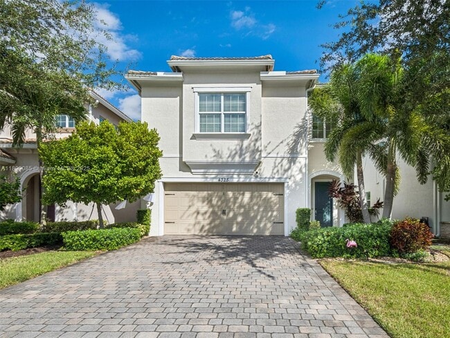 property at 4325 Large Leaf Ln