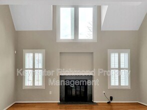 8139 Greystone E Cir in Richmond, VA - Building Photo - Building Photo
