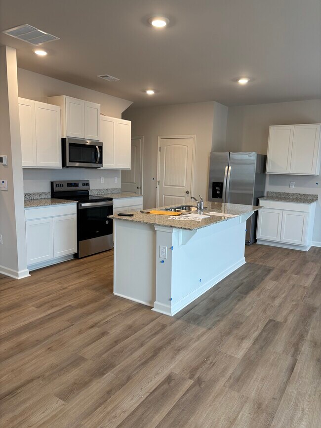 71 Deerberry Dr in Jasper, GA - Building Photo - Building Photo