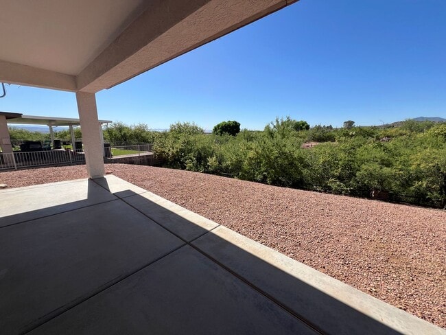 1685 W Wagon Wheel Rd in Cottonwood, AZ - Foto de edificio - Building Photo