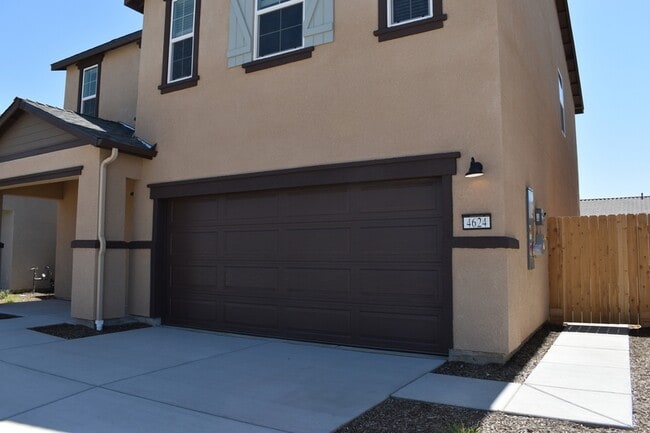 4624 Athena Dr in Merced, CA - Building Photo - Building Photo