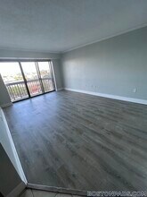 15 N Beacon St in Boston, MA - Foto de edificio - Building Photo