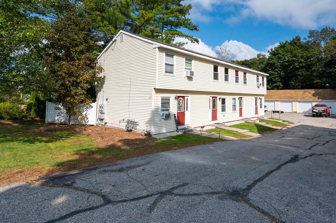 109 Elm St in Milford, NH - Building Photo