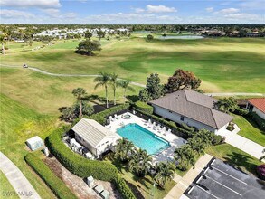 7100 Falcons Glen Blvd in Naples, FL - Building Photo - Building Photo