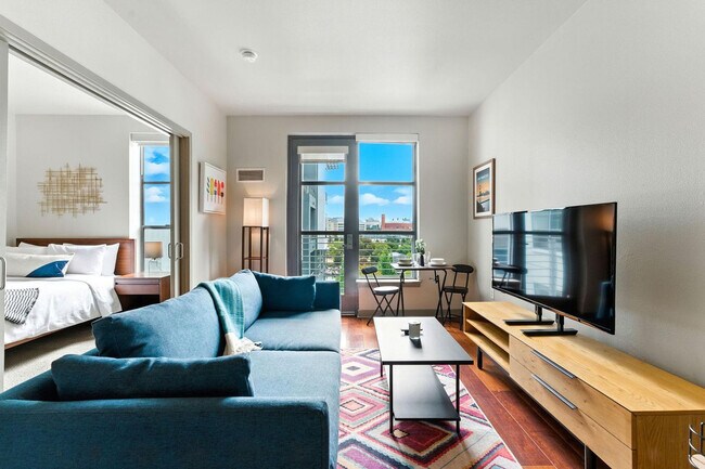 355 Berry St in San Francisco, CA - Building Photo - Building Photo