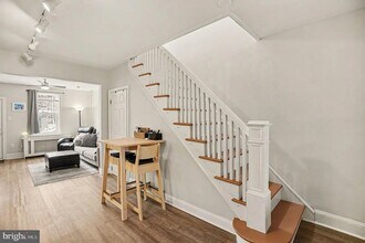 115 Hermit St in Philadelphia, PA - Foto de edificio - Building Photo