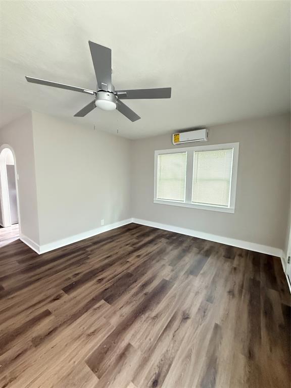 5134 Polk St in Houston, TX - Building Photo - Building Photo