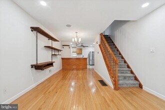 1039 S Cleveland St in Philadelphia, PA - Building Photo - Building Photo