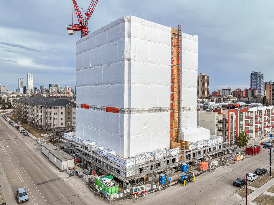 The Edward Block in Edmonton, AB - Building Photo