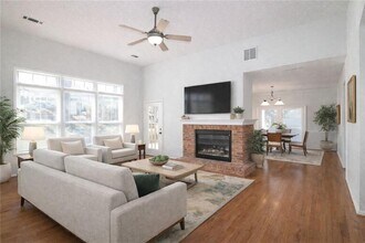 303 Leeward Walk Ln in Alpharetta, GA - Building Photo - Building Photo