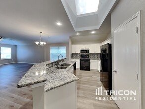 9805 Pack Saddle Trail in Fort Worth, TX - Building Photo - Building Photo