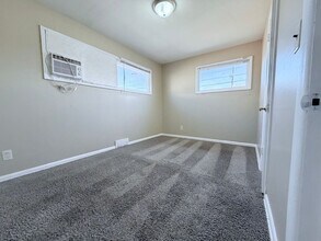 2941 S Hydraulic Ave in Wichita, KS - Building Photo - Building Photo