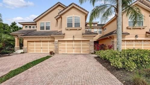 property at 8128 Villa Grande Ct