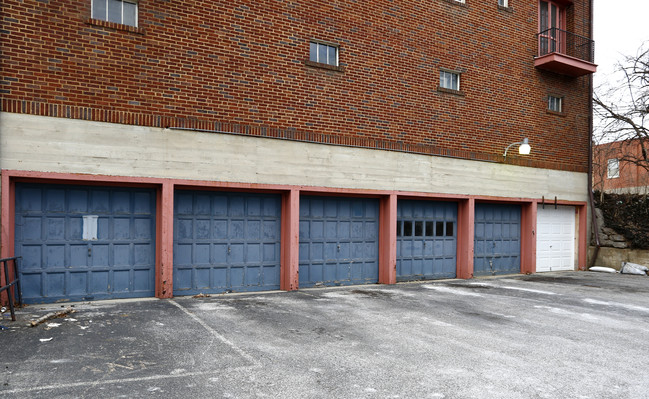 Ft. Michell Flats in Fort Mitchell, KY - Building Photo - Building Photo