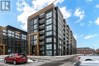 2343 Khalsa Gate in Oakville, ON - Building Photo - Building Photo