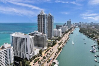 4775 Collins Ave, Unit 3007 in Miami Beach, FL - Building Photo - Building Photo