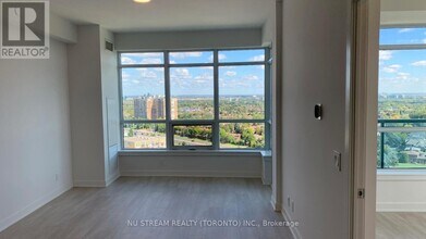 50 Upper Mall Wy in Vaughan, ON - Building Photo - Building Photo