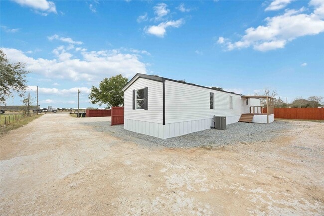 3001 FM 360 Rd in Rosenberg, TX - Building Photo - Building Photo