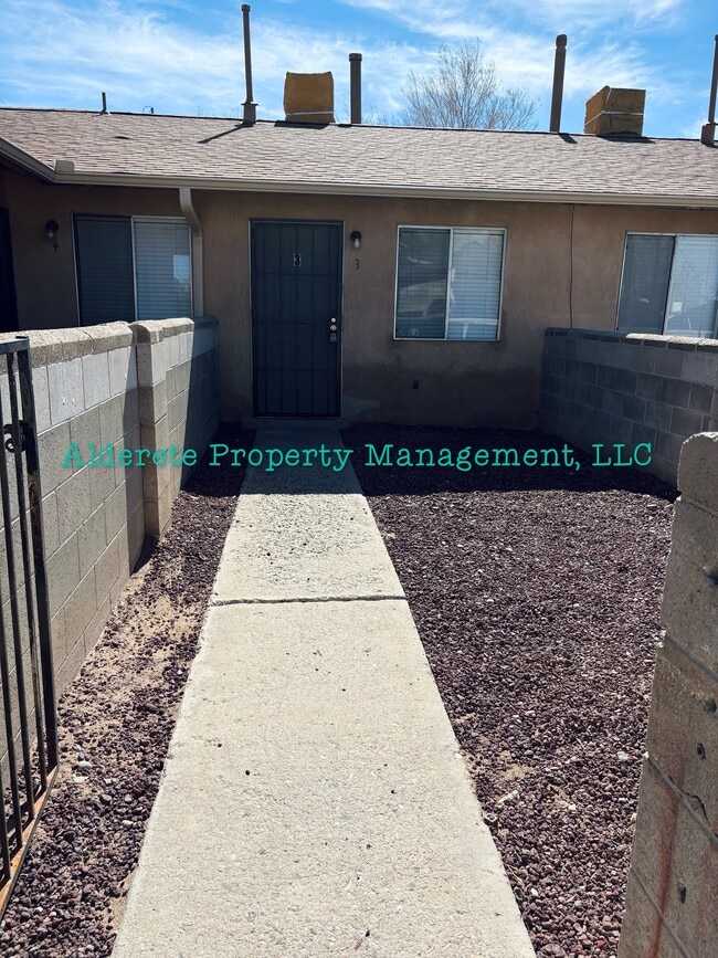 3312 Wellesley Ct NE, Unit #3 in Albuquerque, NM - Building Photo - Building Photo