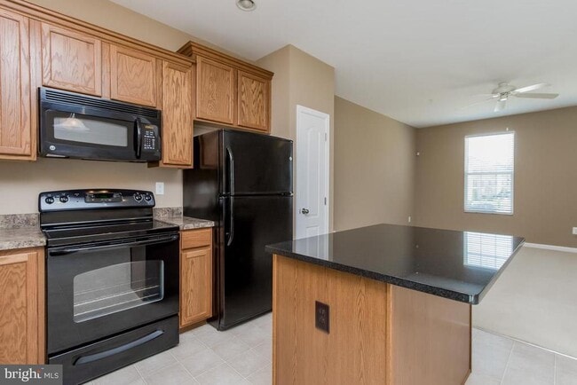 1159 Coulbourn Cor in Glen Burnie, MD - Building Photo - Building Photo