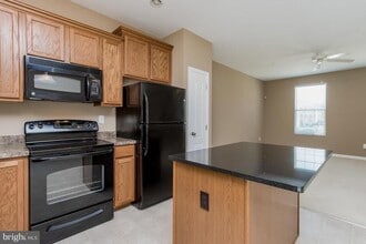 1159 Coulbourn Cor in Glen Burnie, MD - Building Photo - Building Photo