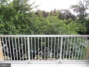 2909 Charing Cross Rd in Falls Church, VA - Building Photo - Building Photo