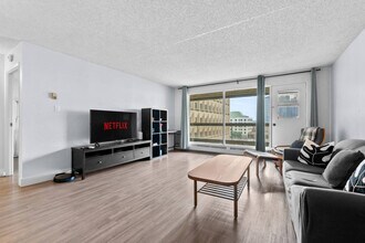 2411-221-226 6 Ave SE in Calgary, AB - Building Photo - Building Photo