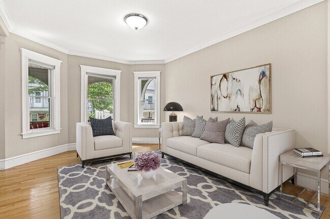24 Ossipee Rd in Somerville, MA - Building Photo - Building Photo