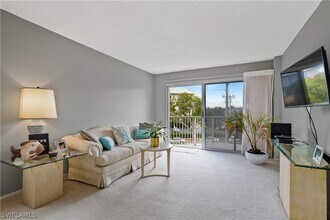 1300 Gulf Shore Blvd N in Naples, FL - Building Photo - Building Photo